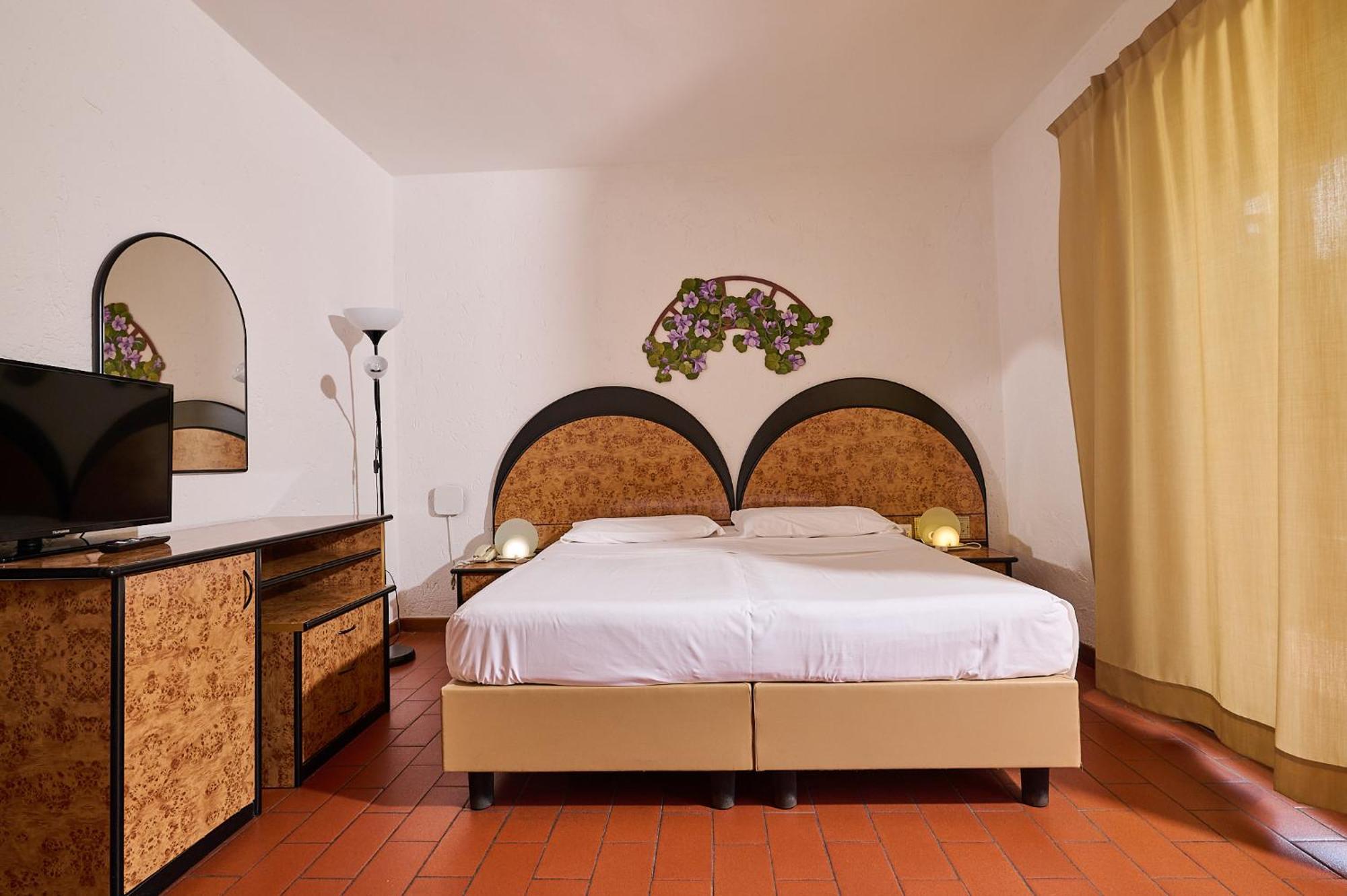 Hotel Zi Martino 卡斯塔涅托卡尔杜奇 外观 照片