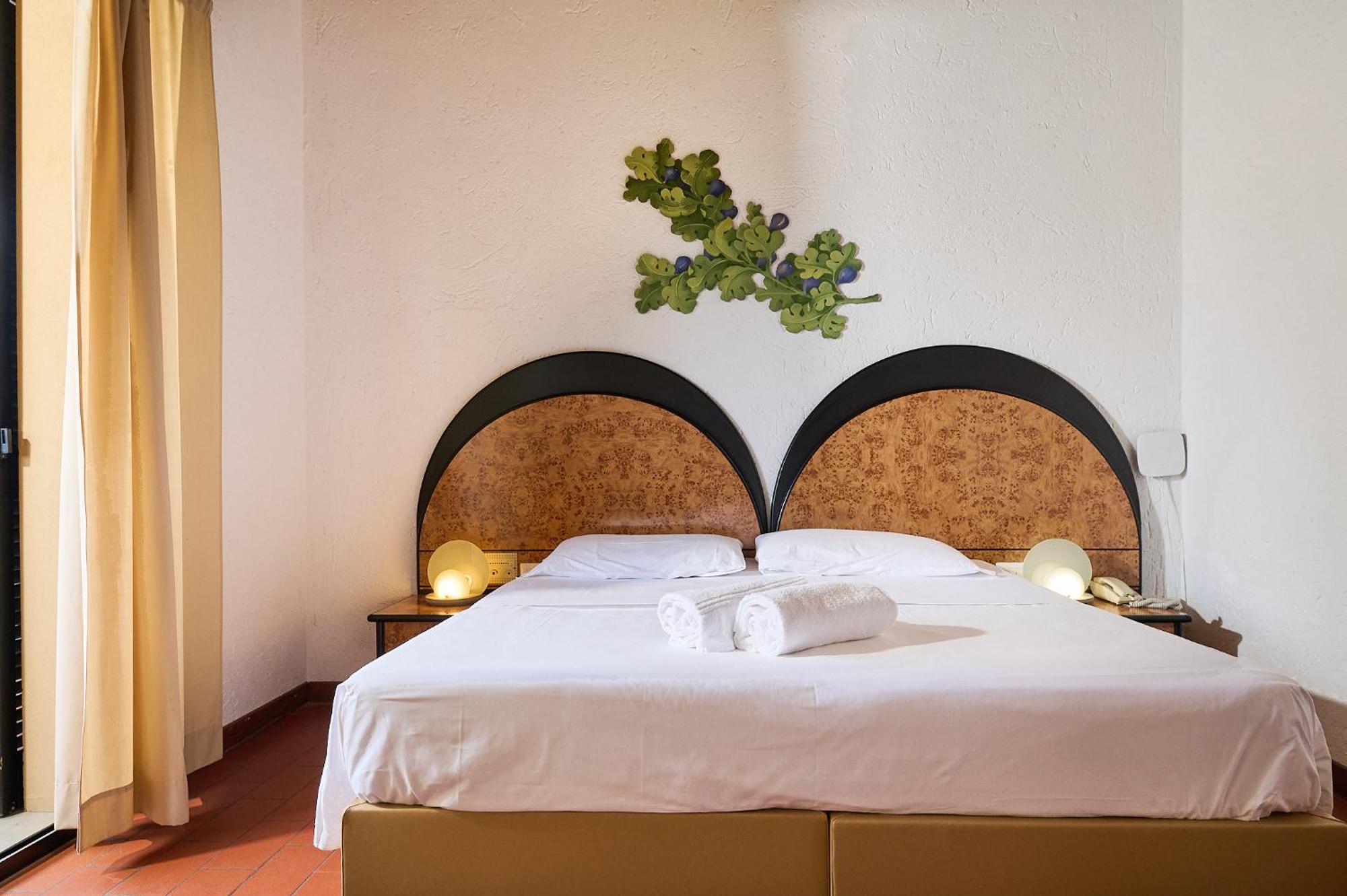 Hotel Zi Martino 卡斯塔涅托卡尔杜奇 外观 照片